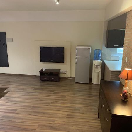 Kika Court 2 Apartment Paralimni Exterior photo